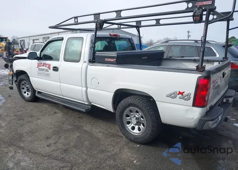 2006 Chevrolet Silverado 1500 Ls z USA, uszkodzony, nr VIN 1GCEK19B16Z167868